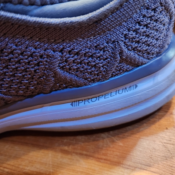APL Techloom Phantom Knit Athletic Running Shoes - Picture 5 of 13
